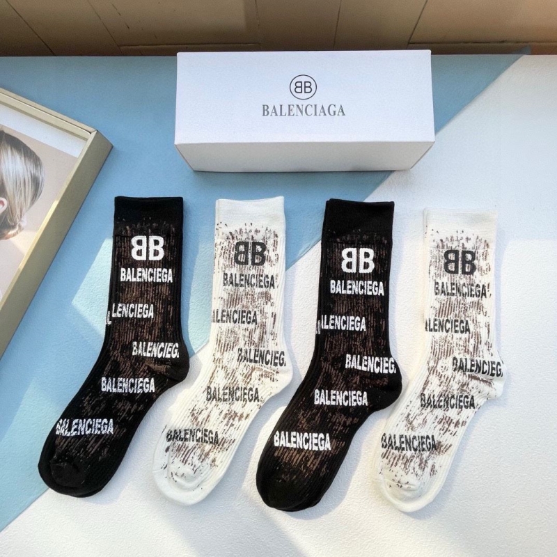 BALENCIAGA